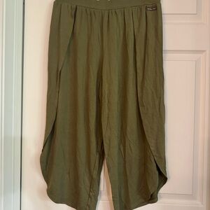 Matilda Jane Olive Green Capris
